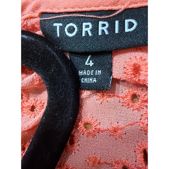 Torrid Women's Plus Size Peach Orange Eyelet Hi-Lo Dress Size 4 4X - Picture 4 of 5